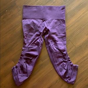 Lululemon flow crop tights